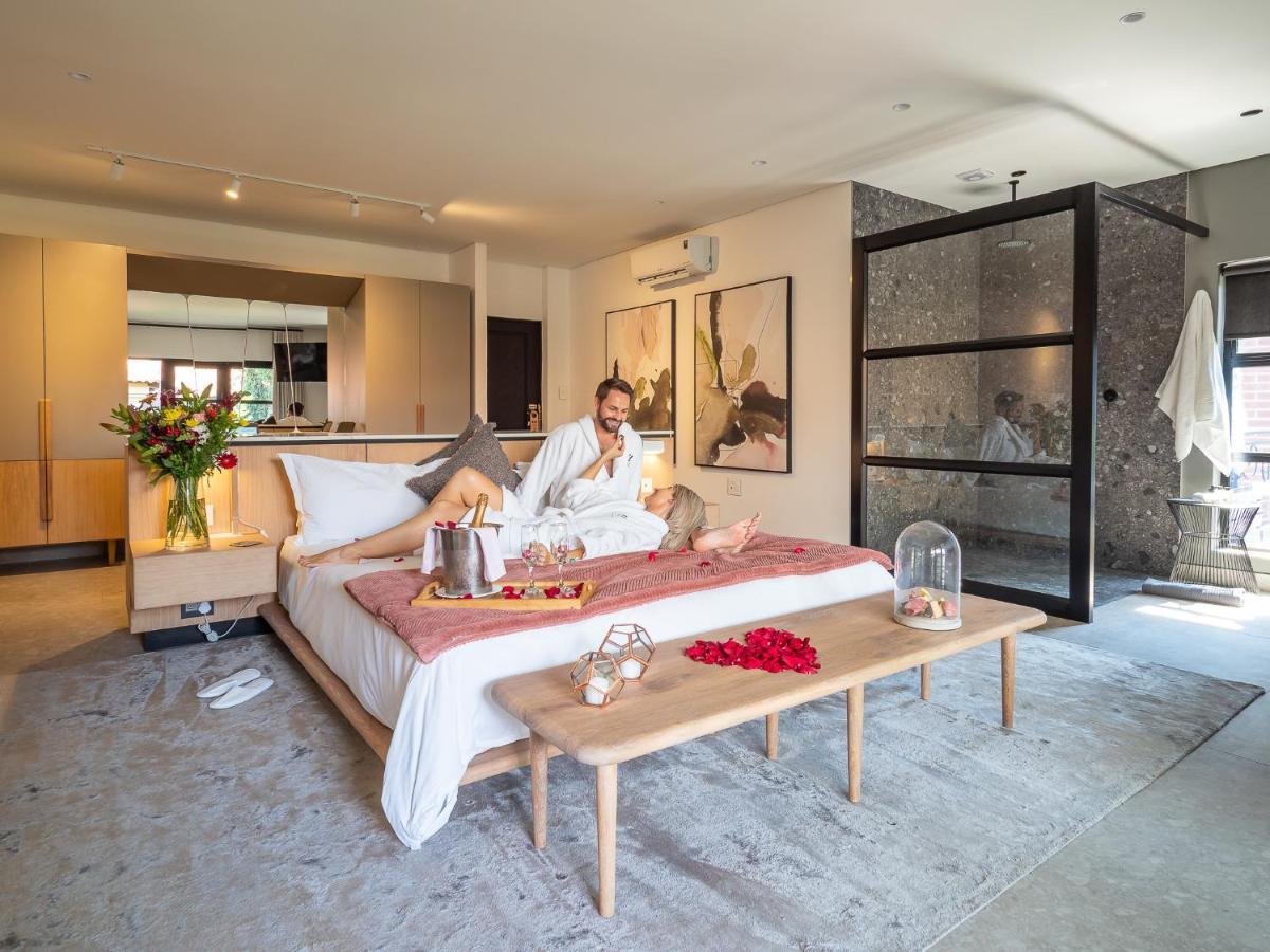 Menlyn Boutique Hotel Pretoria-Noord Exterior foto A suite at the hotel