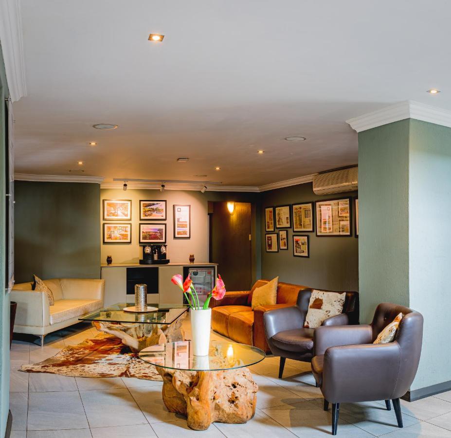 Menlyn Boutique Hotel Pretoria-Noord Exterior foto The interior of the hotel