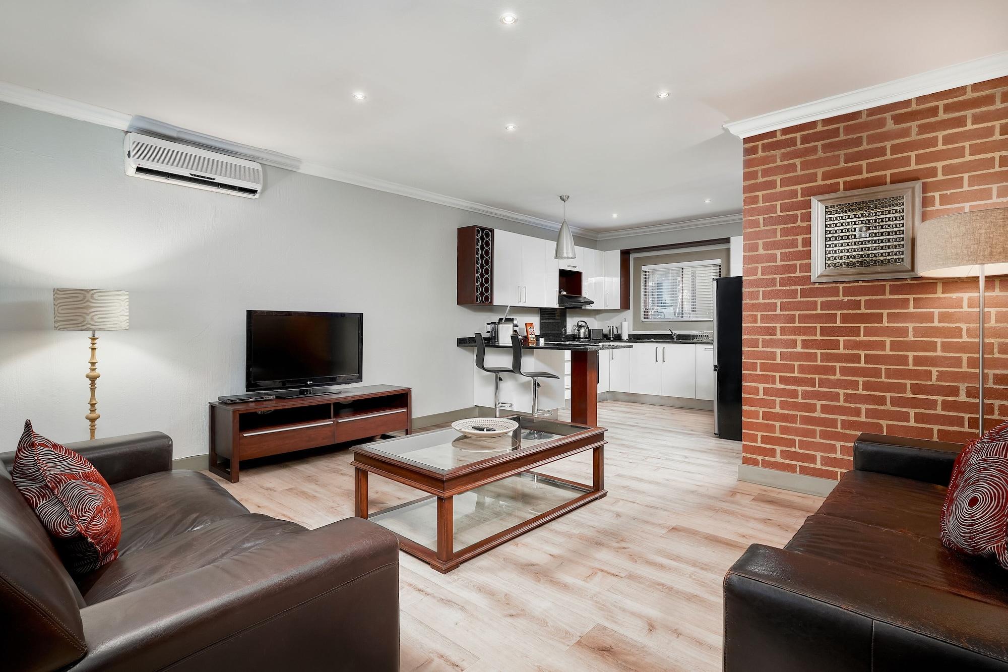 Menlyn Boutique Hotel Pretoria-Noord Exterior foto A typical apartment at the residence